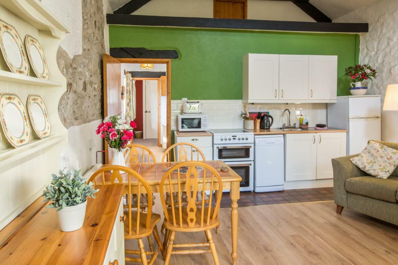 Cwm Connell Coastal Cottages Moylgrove Zewnętrze zdjęcie