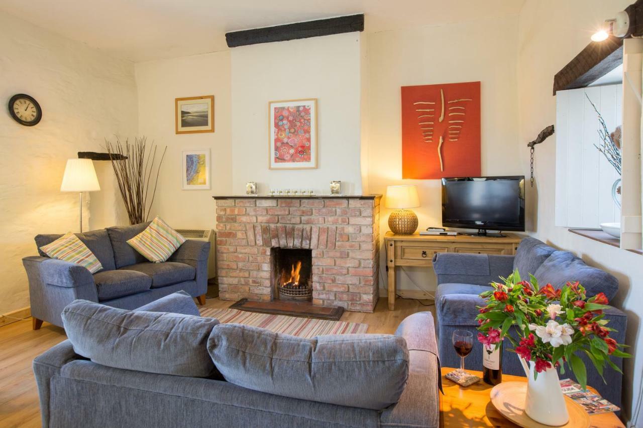 Cwm Connell Coastal Cottages Moylgrove Zewnętrze zdjęcie