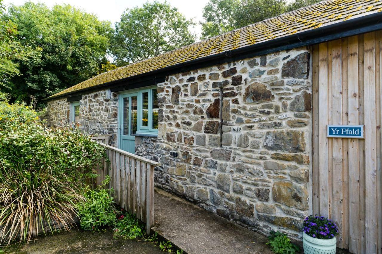 Cwm Connell Coastal Cottages Moylgrove Zewnętrze zdjęcie